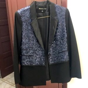 Elizabeth and James Size 6 Blazer